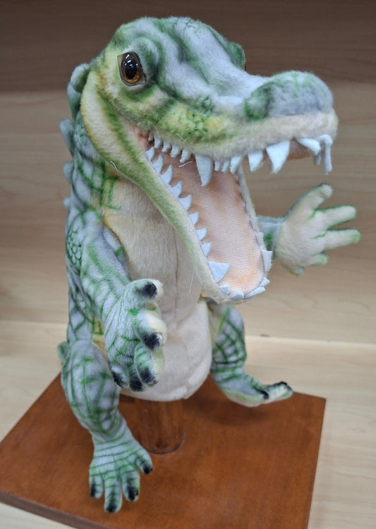 Crocodile Puppet Hansa