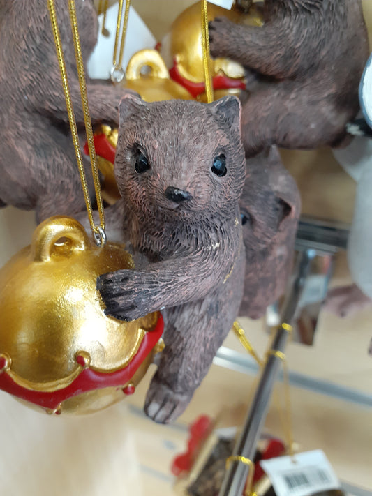 Xmas Wombat with Bauble Resin